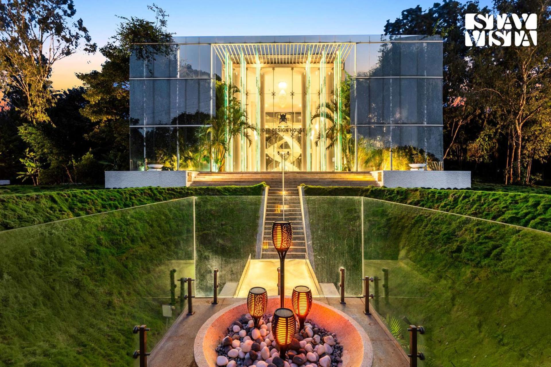 The Crystal Hall India'S Only All Glass Villa バンガロール エクステリア 写真