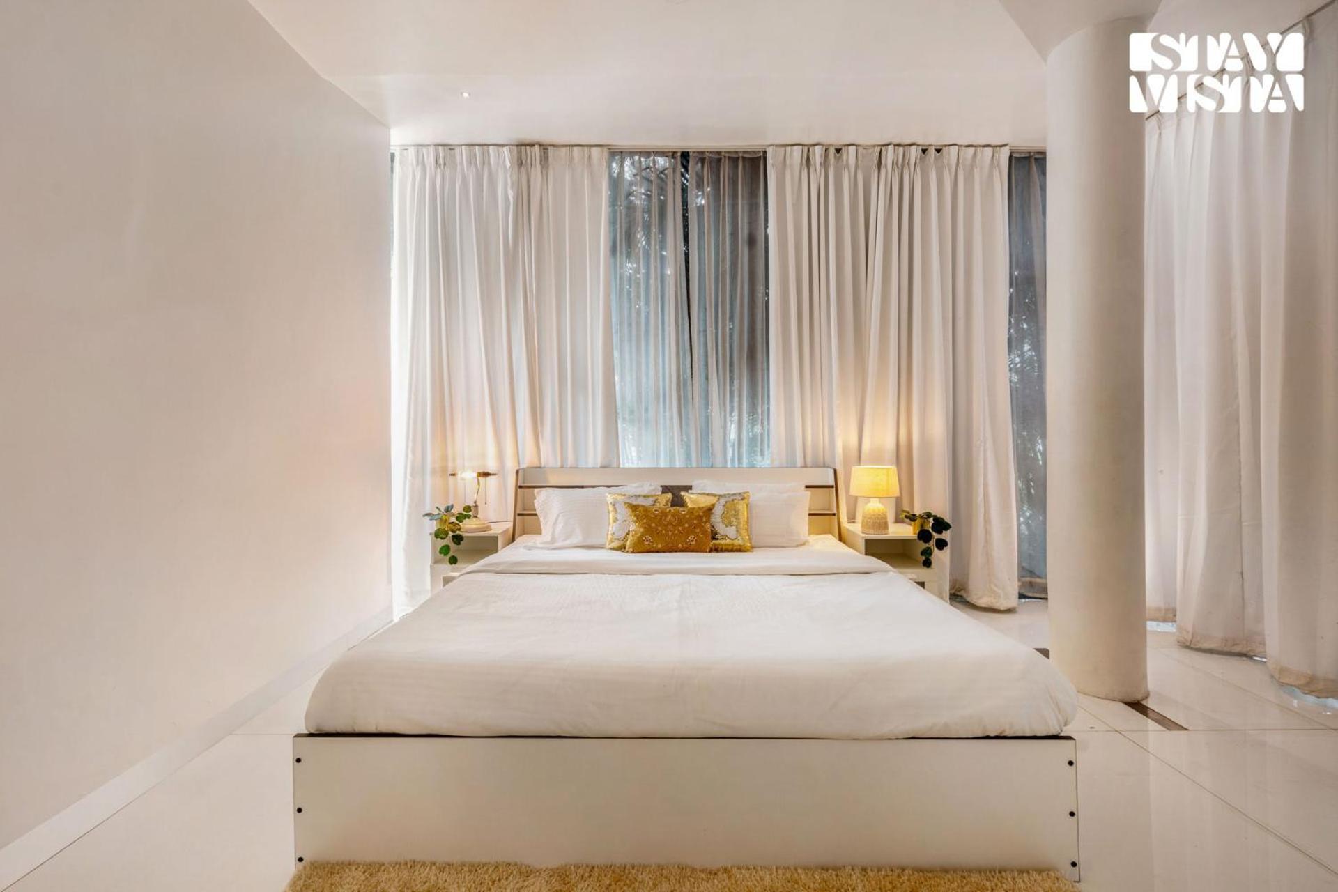 The Crystal Hall India'S Only All Glass Villa バンガロール エクステリア 写真