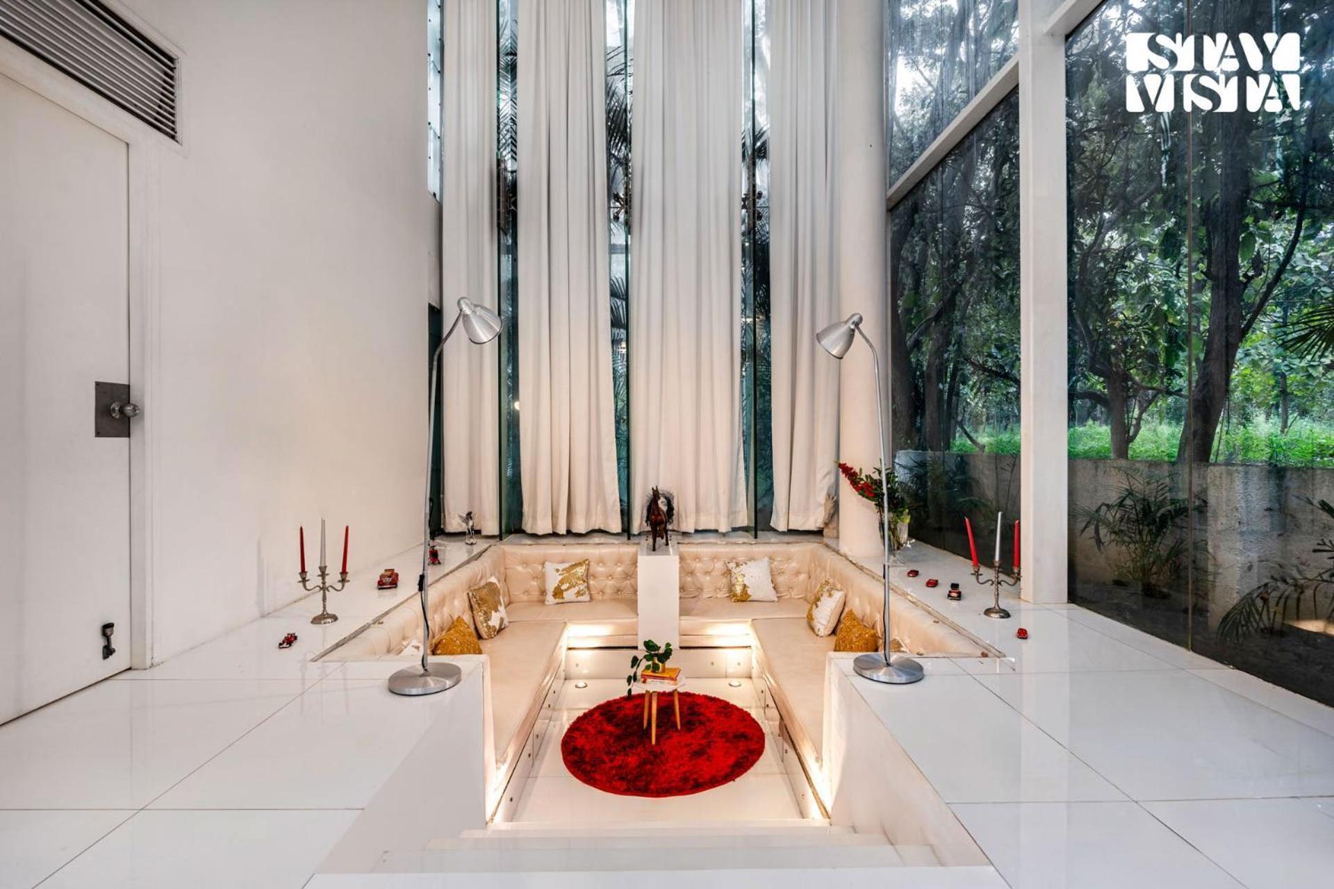The Crystal Hall India'S Only All Glass Villa バンガロール エクステリア 写真