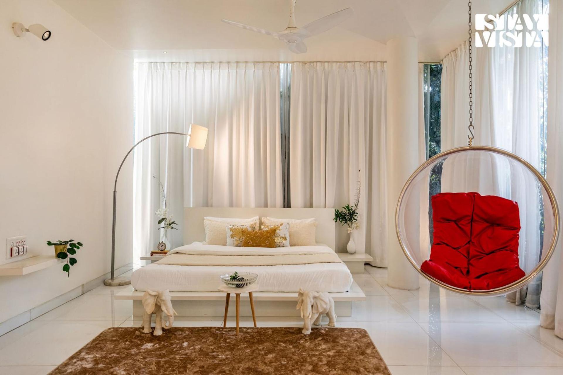 The Crystal Hall India'S Only All Glass Villa バンガロール エクステリア 写真