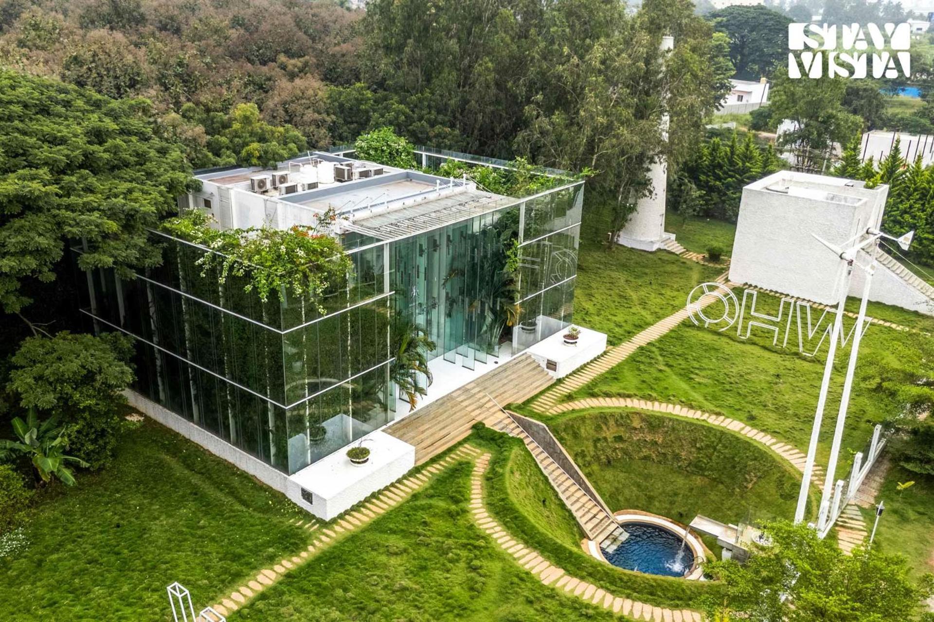 The Crystal Hall India'S Only All Glass Villa バンガロール エクステリア 写真